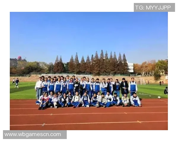 武汉足球队在全国耐力排行榜中荣登第三名展现出强大实力与拼搏精神 武汉足球队在全国耐力排行榜中荣登第三名展现出强大实力与拼搏精神